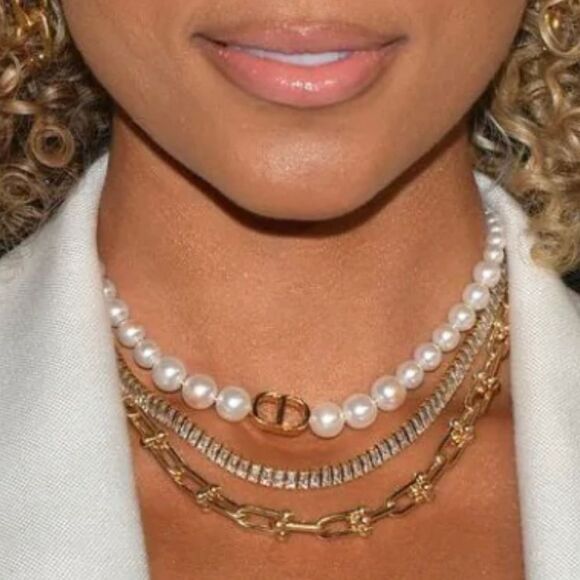 18K GOLD TENNIS DIAMOND NECKLACE/CHOKER - Picture 5 of 5